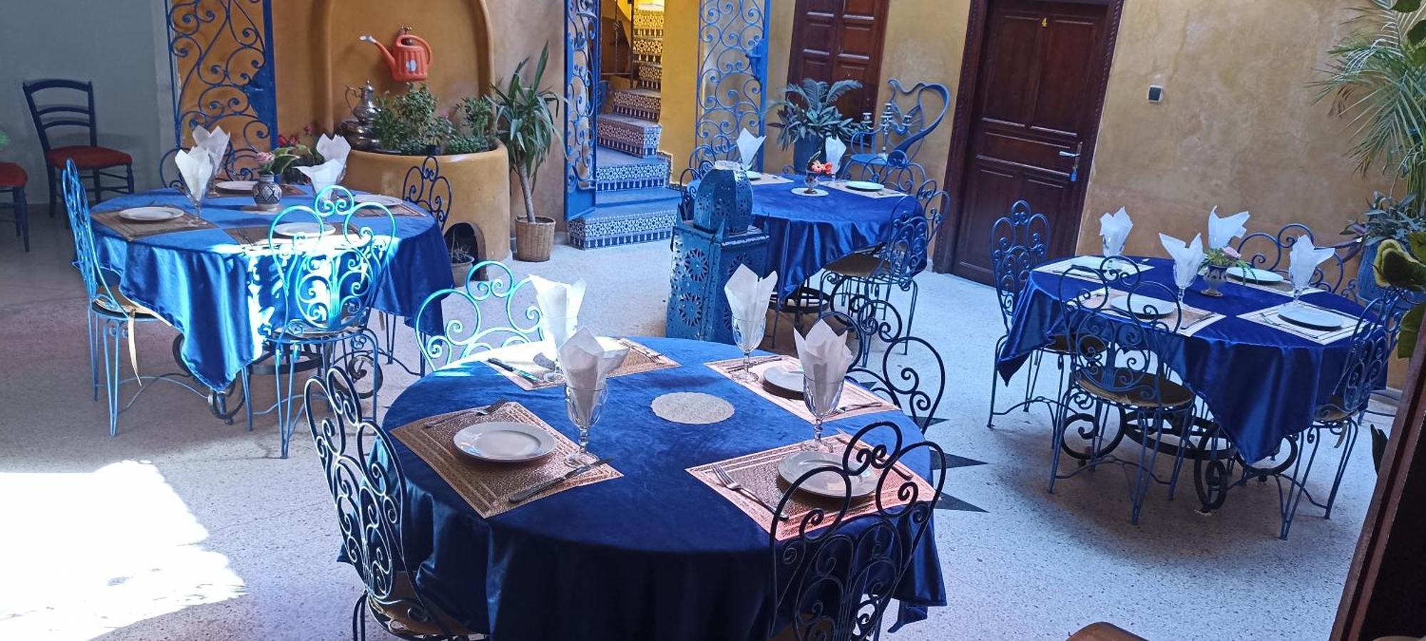 Riad Le Lieu 티즈니트 외부 사진