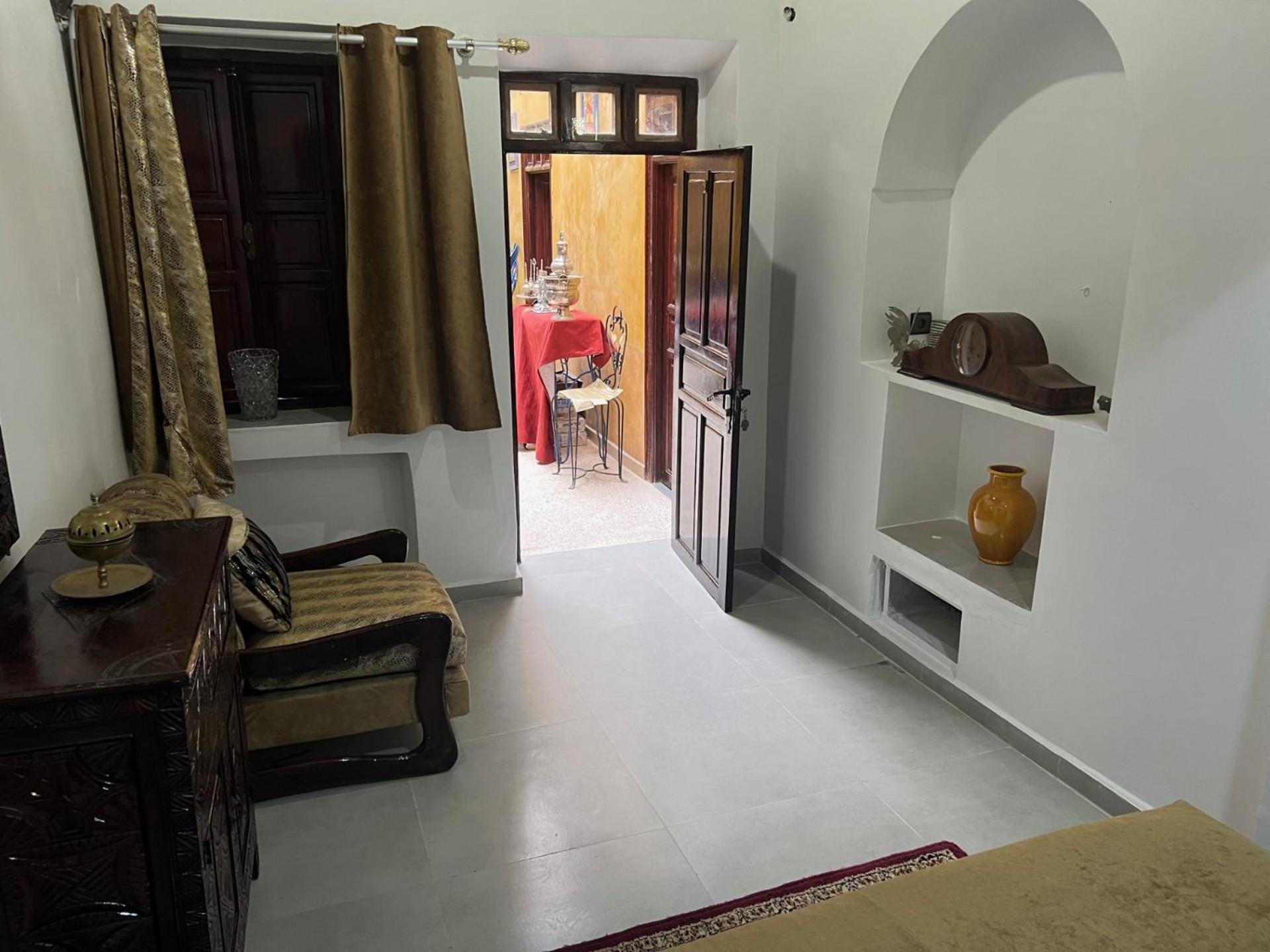 Riad Le Lieu 티즈니트 외부 사진